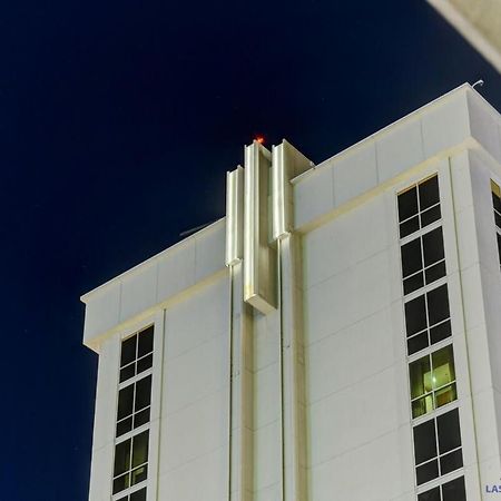 Mgm Signature-32-607 F1 Track & Strip View Balcony Las Vegas Exterior foto