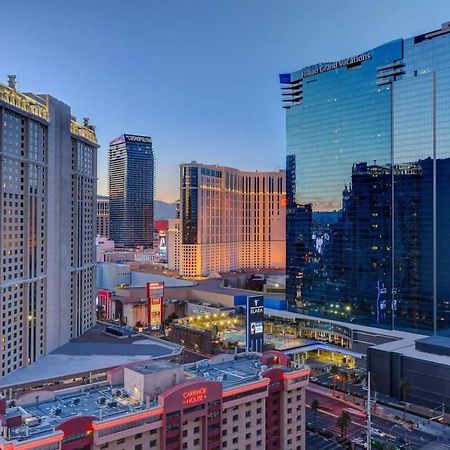Mgm Signature-32-607 F1 Track & Strip View Balcony Las Vegas Exterior foto