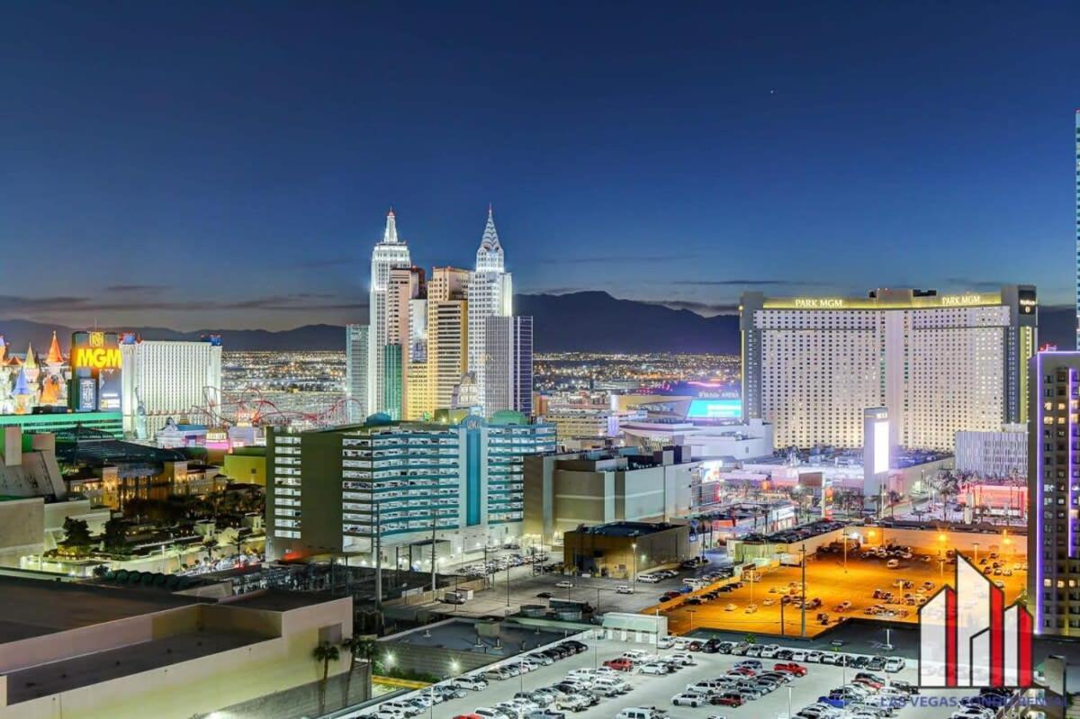 Mgm Signature-32-607 F1 Track & Strip View Balcony Las Vegas Exterior foto